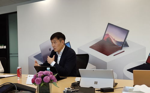 對話微軟鄒作基 云與AI雙輪驅(qū)動硬件創(chuàng)新，商用Surface構(gòu)建獨(dú)立銷售體系